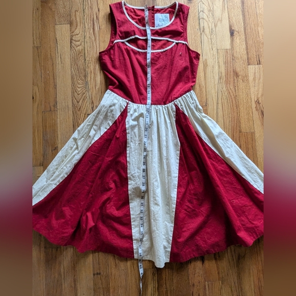 Red & White Peek-a-Boo Chest Dress - Picture 4 of 7